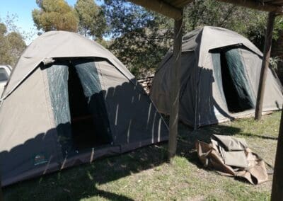 tent camping klipstoor under roof